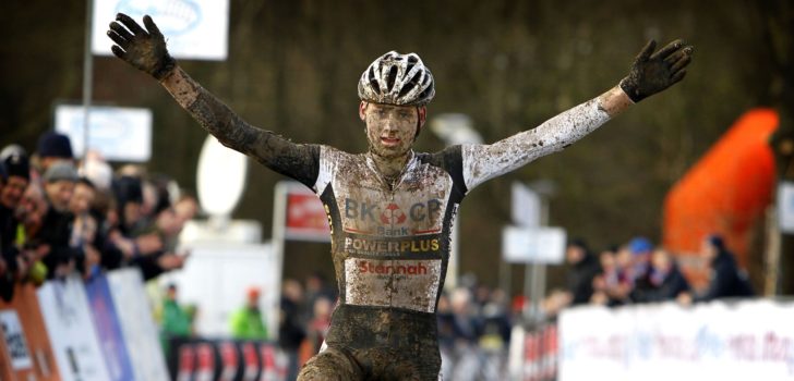 Mathieu van der Poel boekt eerste profzege in Heerlen