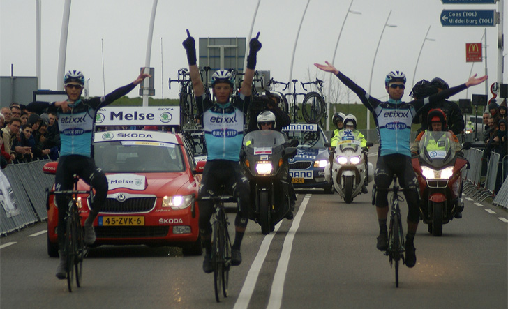 Keisse rondt overmacht Etixx-Quick-Step af in Zeeland, Terpstra tweede