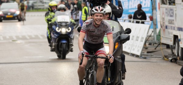 Continentale ploegen lonken naar Drielandenomloop-winnaar Eversdijk