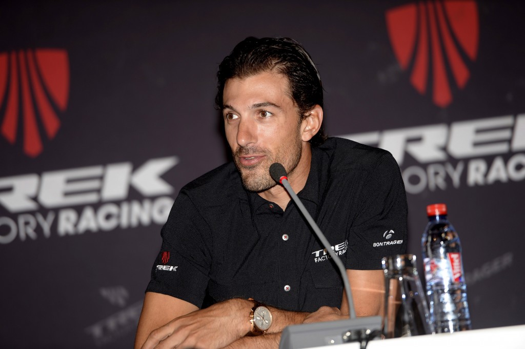 Cancellara jaagt op roze in Apeldoorn