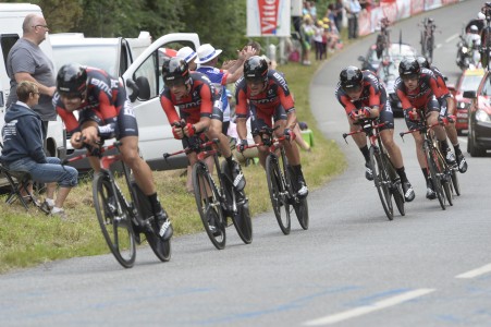 Tour 2015: BMC blijft Sky nipt voor, Froome houdt geel