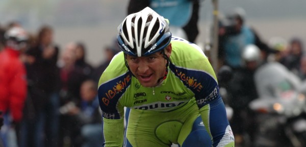 Fiets aan de wilgen 2015: Aliaksandr Kuchynski en Jonathan Bellis