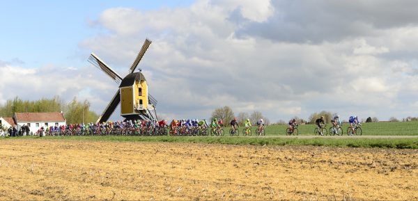 Volg hier de proloog in de Ster ZLM Toer 2016