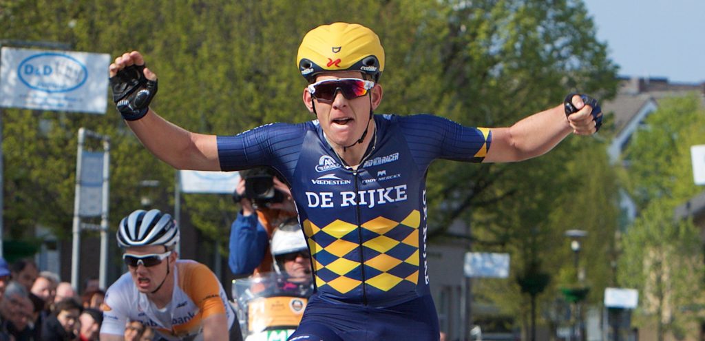 Jetse Bol wordt weer prof bij Manzana-Postobon