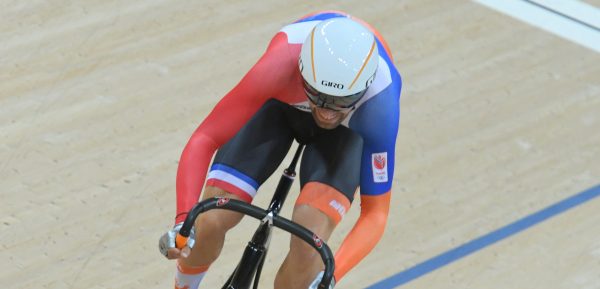 Baanrenner Tim Veldt hangt fiets aan de wilgen