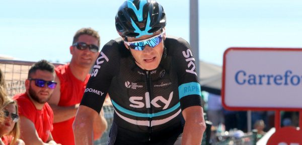 Froome na gevoelige tik: “Ben aan het overleven”