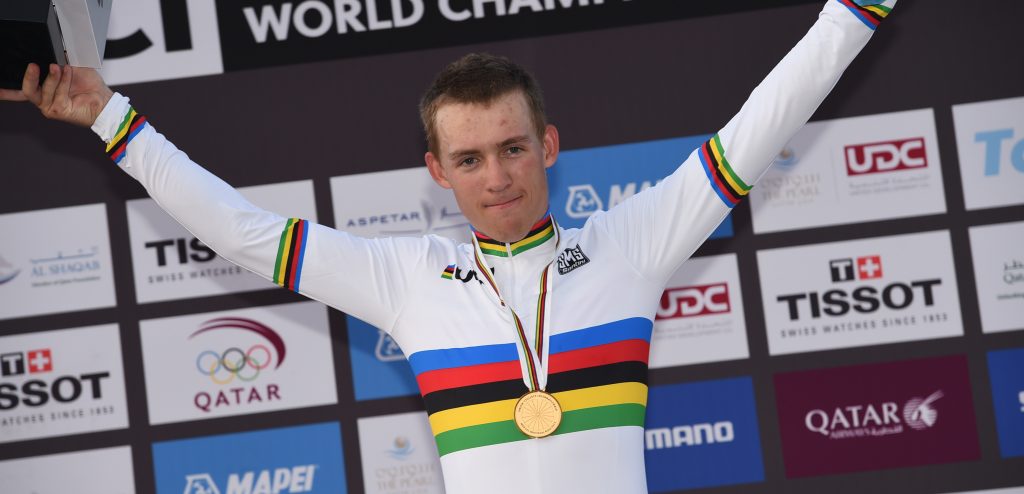 Kristoffer Halvorsen zegeviert in Handzame Classic