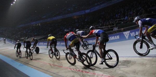 Yoeri Havik en Wim Stroetinga aan kop in Zesdaagse van Berlijn