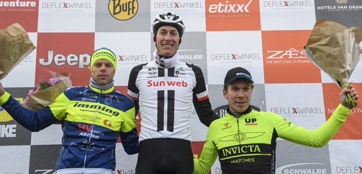 Ramon Sinkeldam wint MTB Beachrace Noordwijk