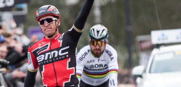 Van Avermaet klopt Sagan wederom in Omloop Het Nieuwsblad