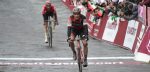 Van Avermaet beklaagt zich over motoren: “Ze waren overal”