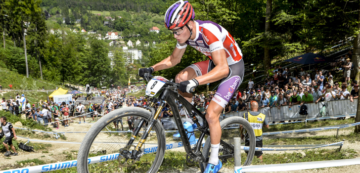 Mathieu van der Poel geeft op in Vallnord: “Het draaide voor geen meter”