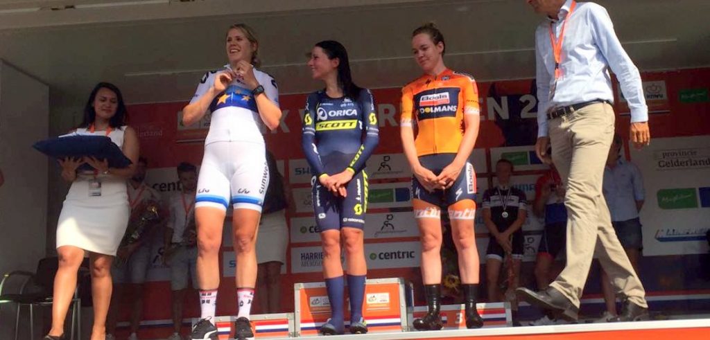 Ellen van Dijk: “Heel erg balen om op zo’n moment lek te hebben”