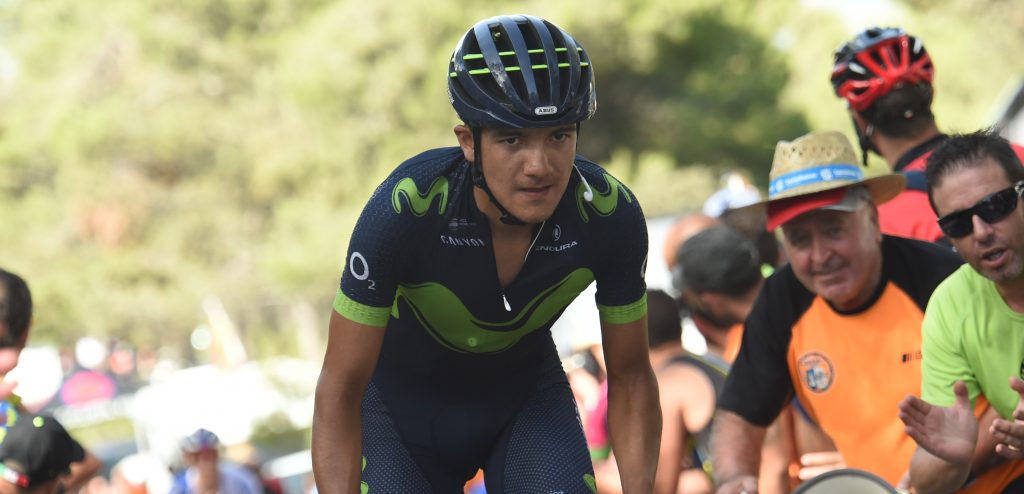 Richard Carapaz houdt huis op loodzware slotklim in Vuelta Asturias