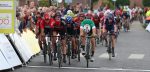 Jasper Philipsen sprint naar zege in Olympia’s Tour, Eenkhoorn blijft leider
