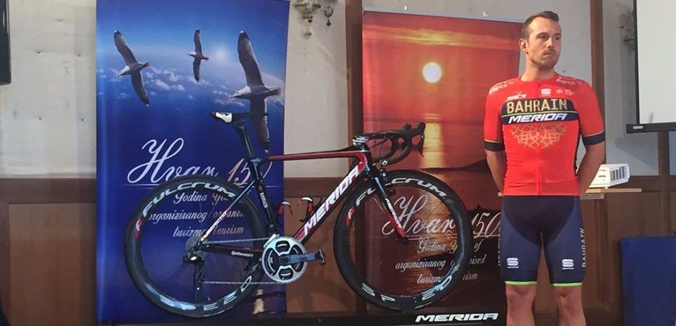 Bahrain Merida kiest voor meer rood in tenue
