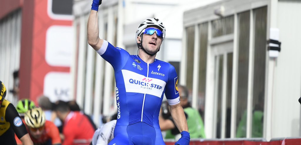 Viviani klopt Van Poppel in Abu Dhabi na waaieretappe