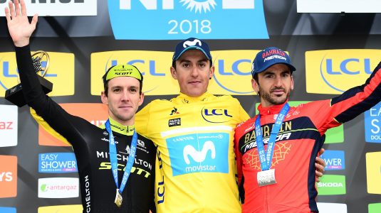Marc Soler wint Parijs-Nice na zenuwslopend secondenspel