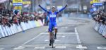 Niki Terpstra soleert op grootse wijze naar winst in E3 Harelbeke