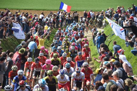 Tour 2018: Volg hier de kasseienrit naar Roubaix