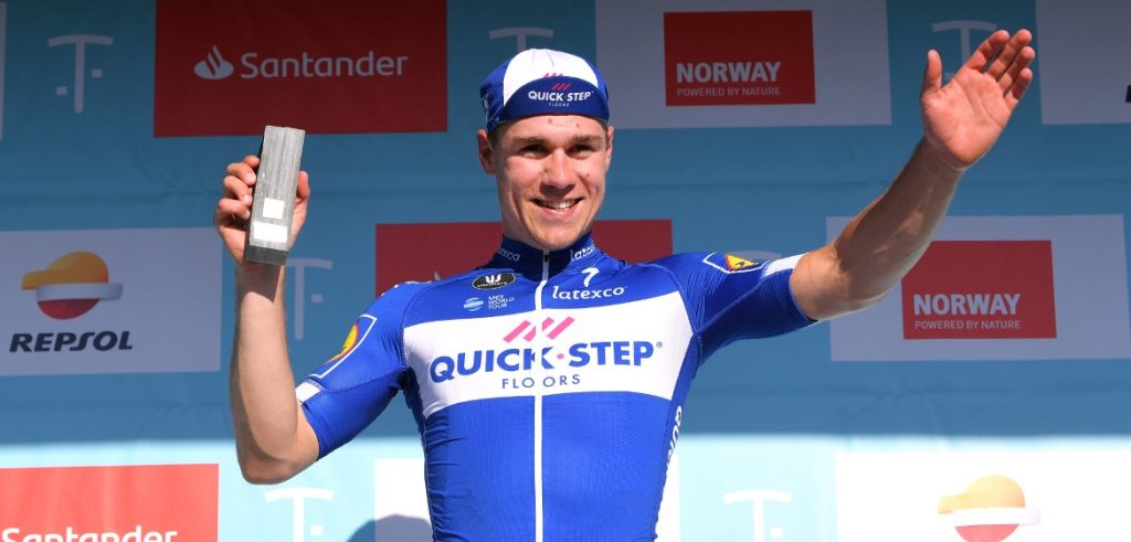 Jakobsen neemt revanche en verslaat Pelucchi in Slowakije, Alaphilippe eindwinnaar