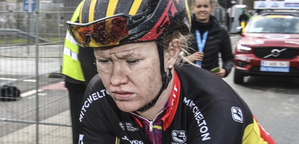Jolien D’hoore onder het mes na sleutelbeenbreuk
