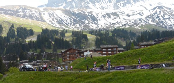 Volg hier de vijfde etappe van het Critérium du Dauphiné 2018