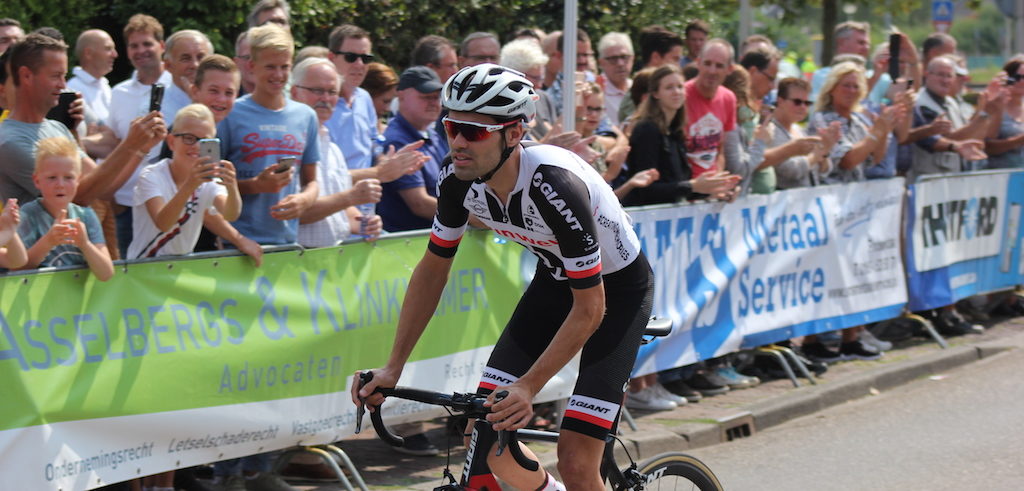 Tom Dumoulin eerste in Profronde Etten-Leur