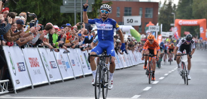 Alaphilippe trekt goede vorm door met dubbelslag in Slowakije, Weening vijfde