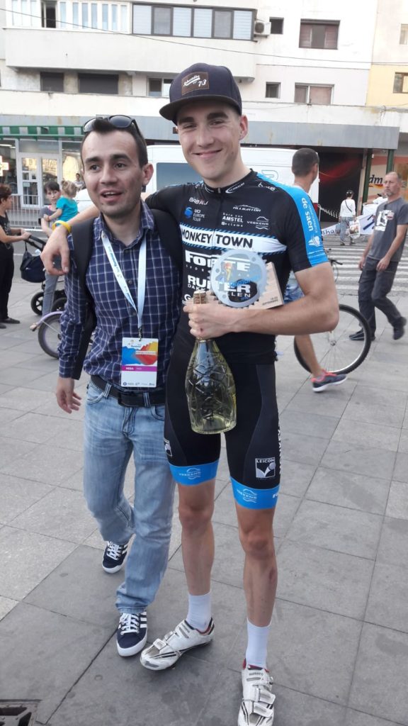 Door blessures geteisterde Jeen de Jong levert contract in bij ABLOC