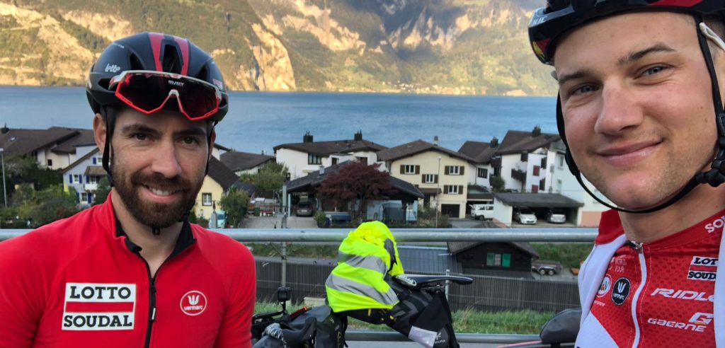 Thomas De Gendt en Tim Wellens voltooien opvallende fietsreis