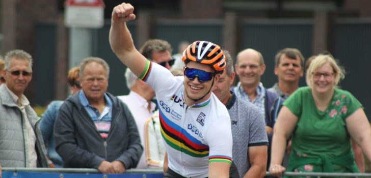 Oranje boven op teamsprint tijdens Wereldbeker baan