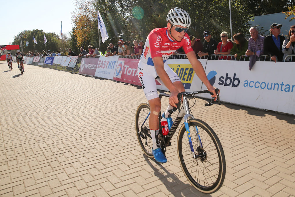 Mathieu van der Poel van start in Superprestige Gieten