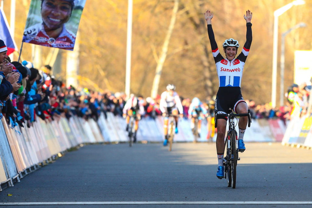 Lucinda Brand verrast met zege in Tabor