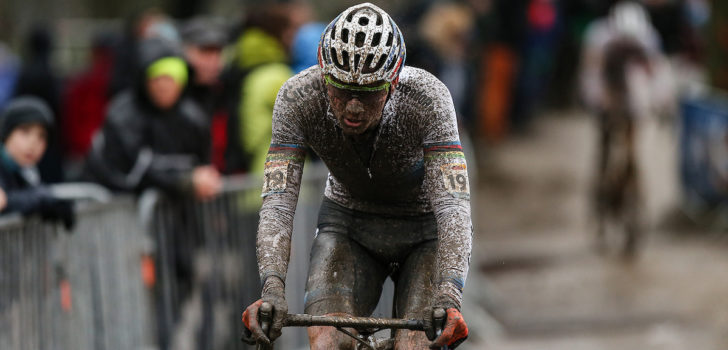 Van der Poel opgelucht: “Blij om ook eens op zwaar parcours goed gevoel te hebben”