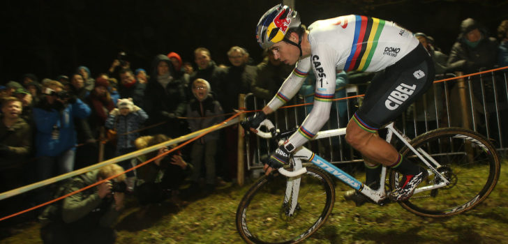 Wout van Aert ontgoocheld na alweer een gemiste start