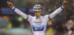 Van der Poel wint ondanks botsing met steward in Diegem