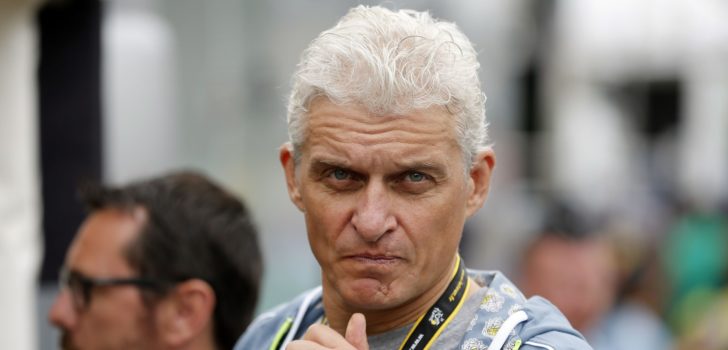 Oleg Tinkov levert Russisch paspoort in: “Ik haat Poetins Rusland”