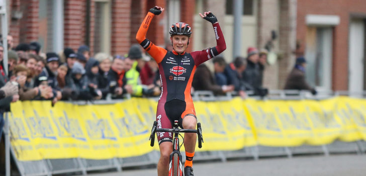 Sels bekroont goede vorm met zege in Gullegem, Worst tweede