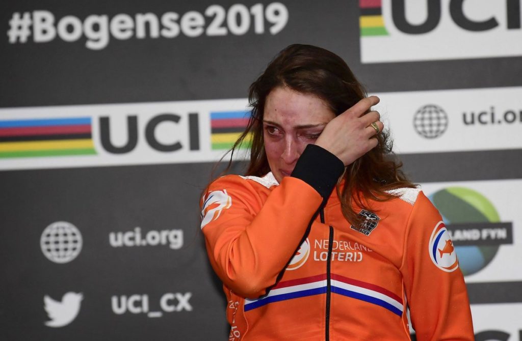 Lucinda Brand gebroken: “Val in de materiaalpost was cruciaal”