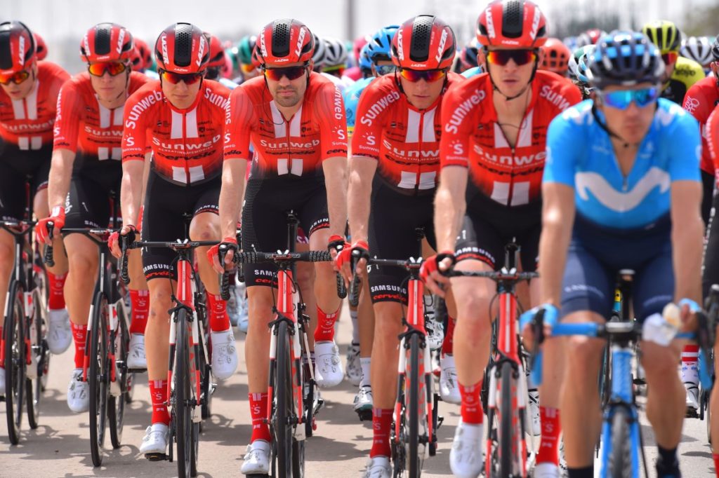 Valpartij hinderde Tom Dumoulin tijdens waaiers UAE Tour