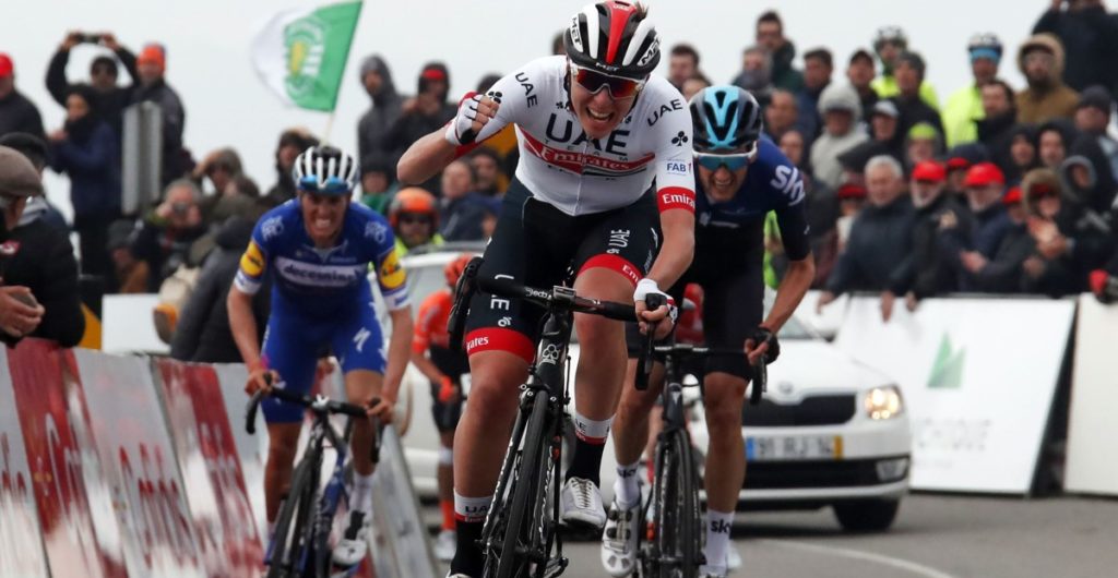 Toptalent Tadej Pogacar verslaat grote namen in Algarve, Poels tweede