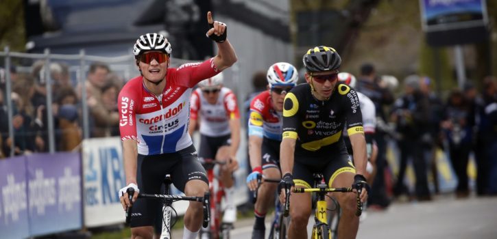 Mathieu van der Poel wint boeiende Dwars door Vlaanderen
