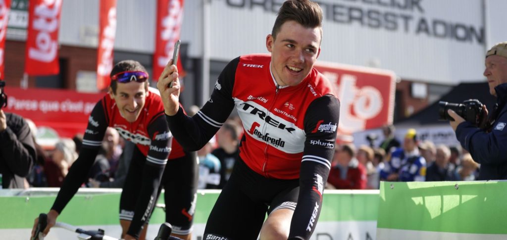 Mads Pedersen soleert naar winst in GP d’Isbergues