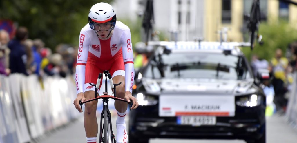 Filip Maciejuk pakt eindwinst in L’Étoile d’Or, Paul Penhoët wint slotrit