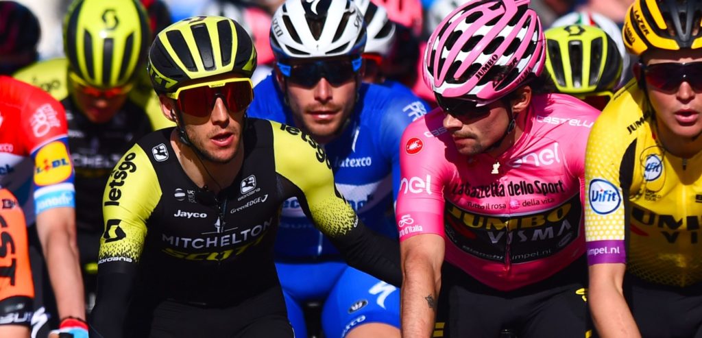 Simon Yates: “Iedereen moet Roglic nu gaan aanvallen”