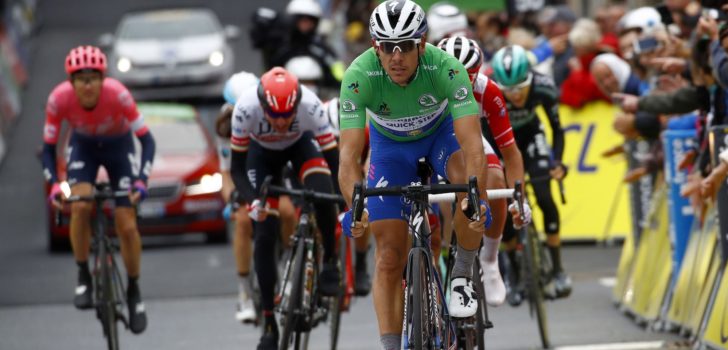 ‘Philippe Gilbert (37) kan voor drie jaar tekenen bij Lotto Soudal’