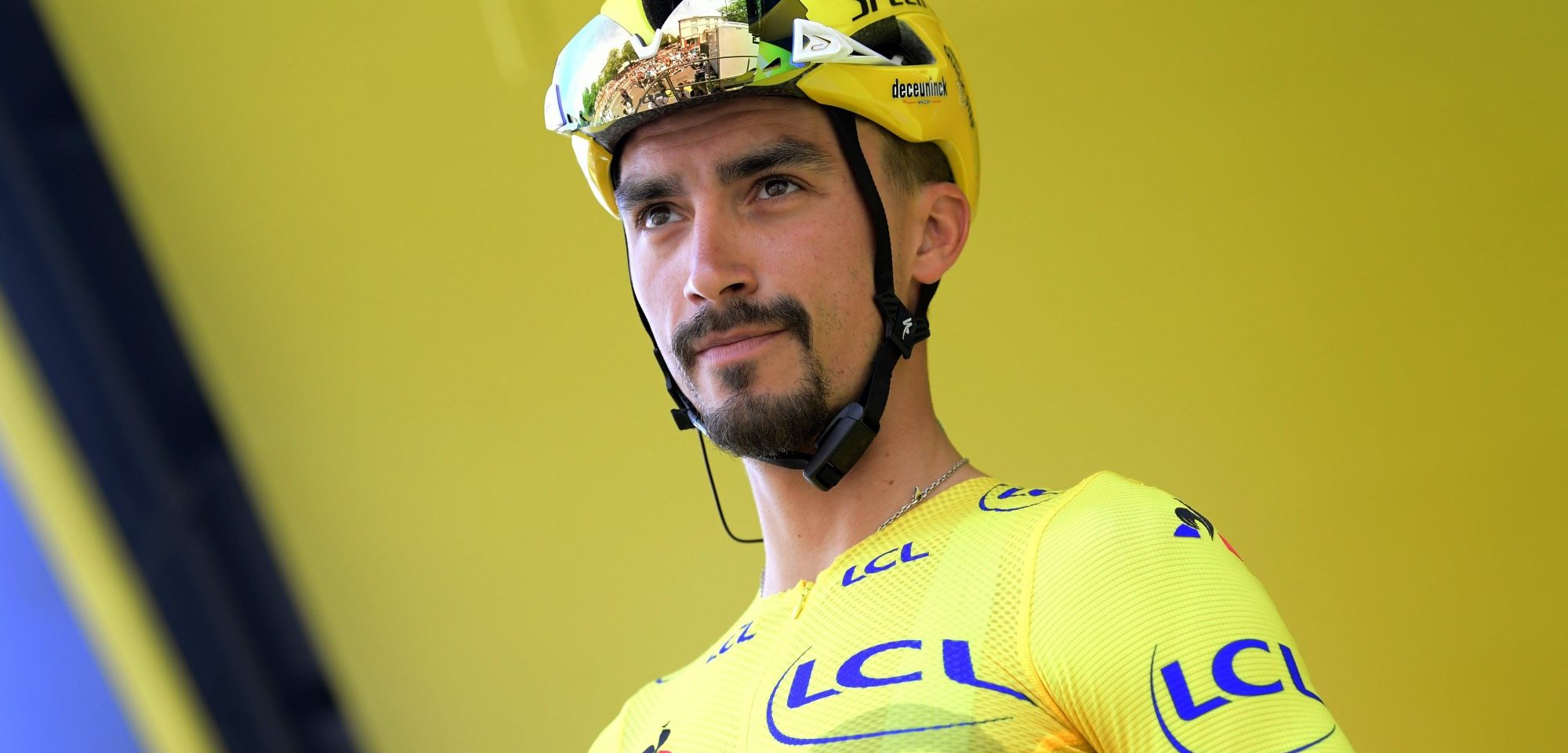 Julian Alaphilippe in de gele trui