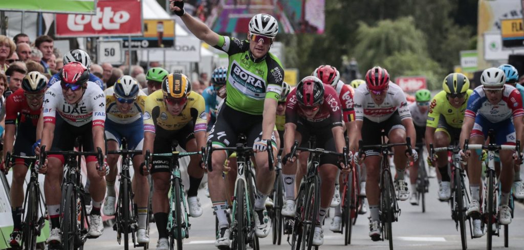 Superieure Bennett opnieuw de beste in BinckBank Tour, Groenewegen derde