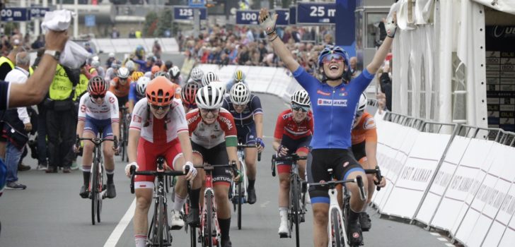 EK Wielrennen 2019: Paternoster spurt naar titel bij U23-vrouwen